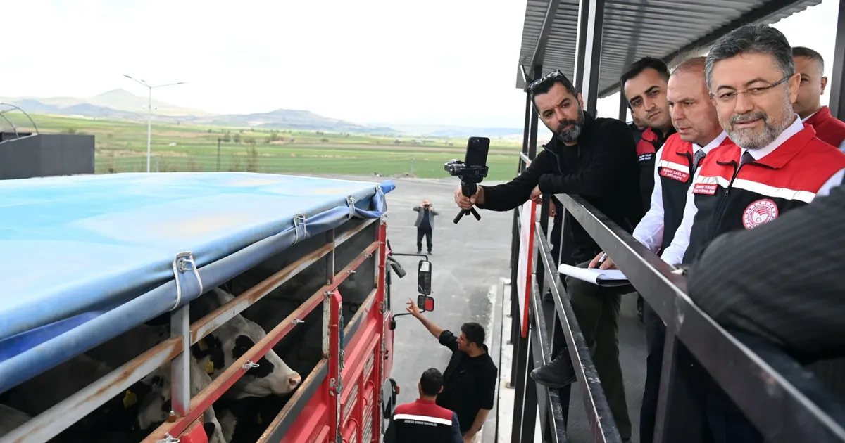 kayseri-besinci-kontrol-noktasi-oldu-veteriner-yol-kontrol-ve-denetim-istasyonu-faaliyette-7LsR2XVy.webp