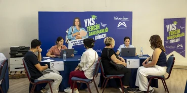 Mersin'den gençlere ücretsiz YKS tercih desteği